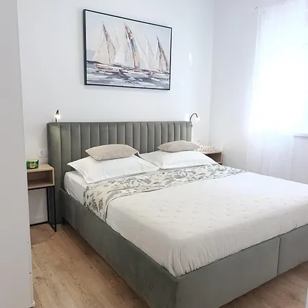 Luxury Nicole * Trogir