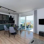 Luxury Nicole * Трогир