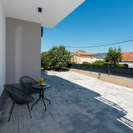 Luxury Nicole Apartman